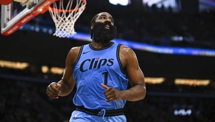 哈登已出战65场具备评奖资格 过去8场场均29+10+6