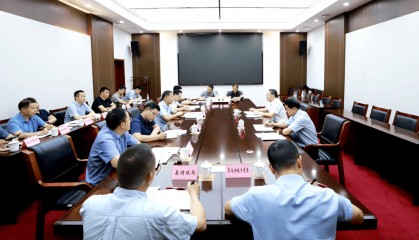 财政部重庆监管局党组书记、局长樊继红一行到城口调研