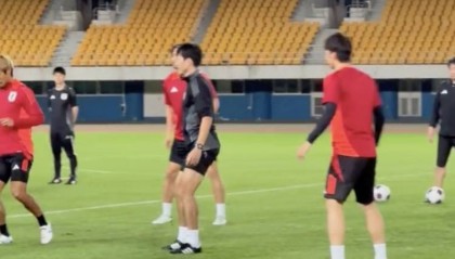 日本记者：日本足球成功离不开特鲁西埃 19号比赛对中国队很困难