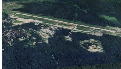 千里奇袭！乌军精准突袭俄腹地“匕首”基地，“两架俄战机被击中”