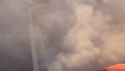 吉林白城滑冰馆发生坍塌，整个屋顶完全脱落，工作人员：无人伤亡