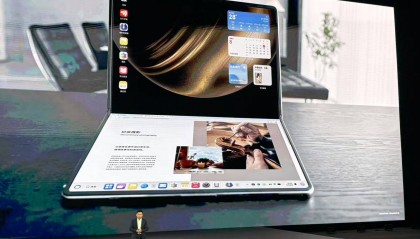 超10万人预约！售价23999元的鸿蒙折叠电脑，华为想卖给谁？