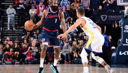 哈登12+16库里空砍26分 勇士不敌快船三连胜终结