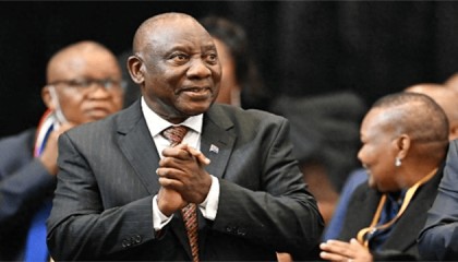 解放军一亮剑，台湾保护伞一个接一个离开，美国也忙着撇清关系