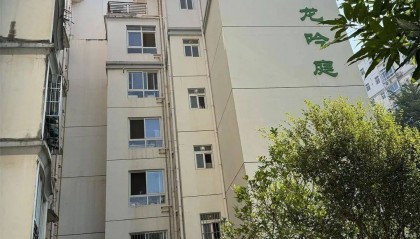 集资49万元装电梯3年没动工，业主一问蒙了！