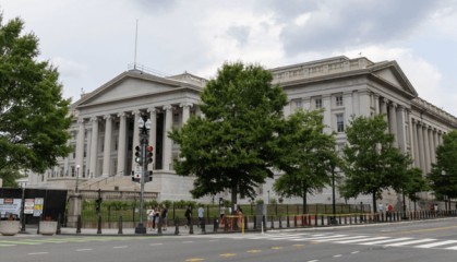 美国要破产了？36万亿元美债是个幌子！马斯克爆出“真凶”，令人意外