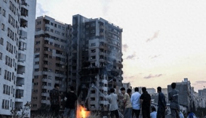 伊以激战72小时后，哈梅内伊终于发现，伊朗处于下风的问题在哪