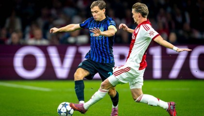 穆帅千古奇冤？费内巴切11打10遭2连平，已落后全胜加拉塔萨雷6分