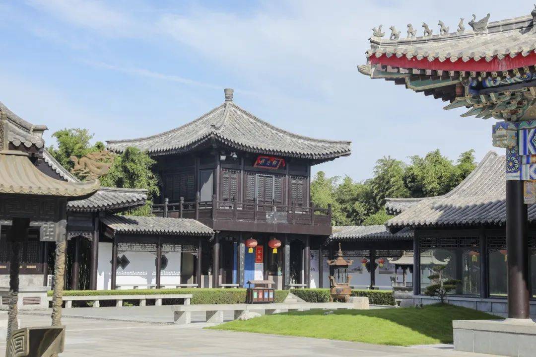 杨幂土得掉渣，山东第一城这下要火了