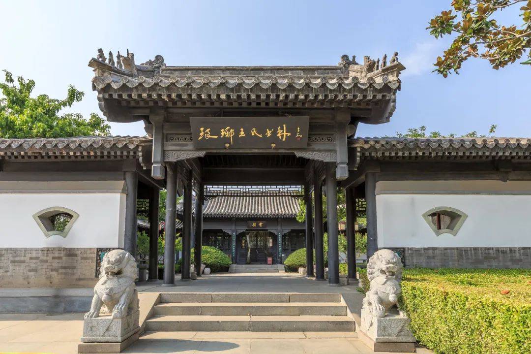 杨幂土得掉渣，山东第一城这下要火了