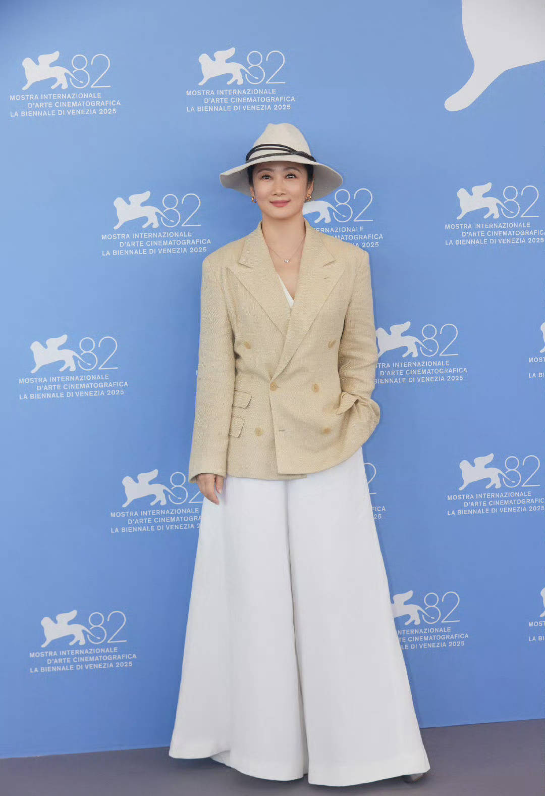 宋佳、舒淇的显贵秘籍，普通人穿了也很奏效！