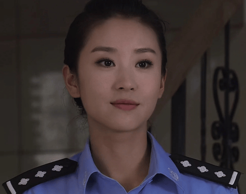 考古｜苗圃被称内娱无代餐！巅峰期隐退嫁大19岁富商，如今儿女双全成人生赢家