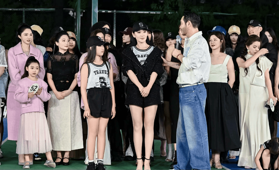 考古｜苗圃被称内娱无代餐！巅峰期隐退嫁大19岁富商，如今儿女双全成人生赢家