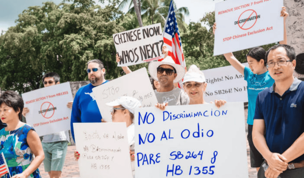 美国法院作出最终裁决,禁止中国人赴美买房,开了一个恶劣先例